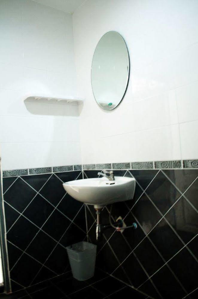 Sabai Sabai House Pattaya Motel Ngoại thất bức ảnh